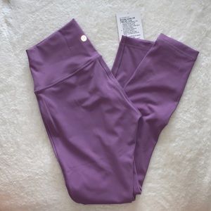 BRAND NEW Lululemon Wunder Under HR Tight 25” LUX leggings
